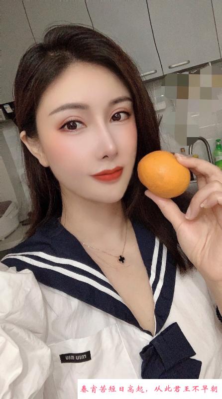 制服美女Selina 第2张
