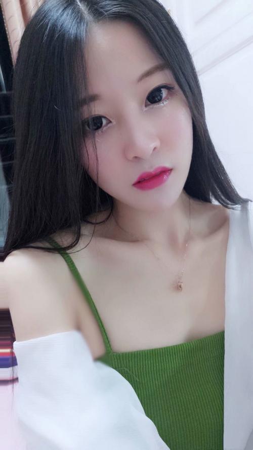 很董礼貌,很热情,各种姿势都可以 第1张