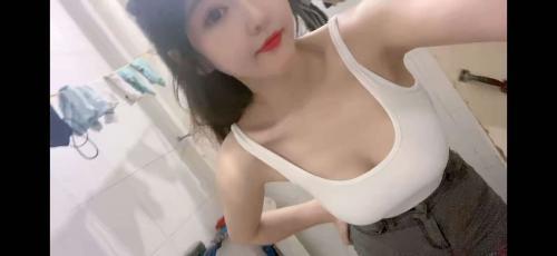 爽约北漂软软的小妖女 第2张
