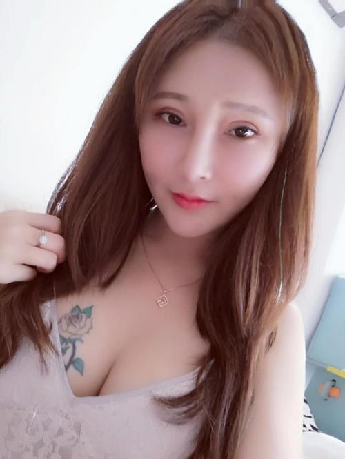 天河体育西路表小姐 第2张