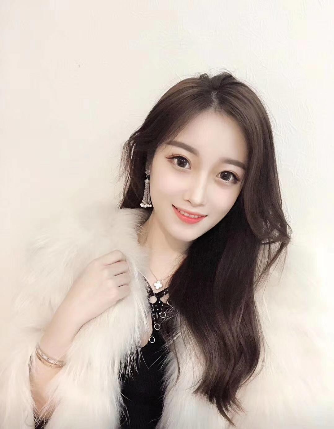 浦东新区妹子服务态度好，人美 第1张