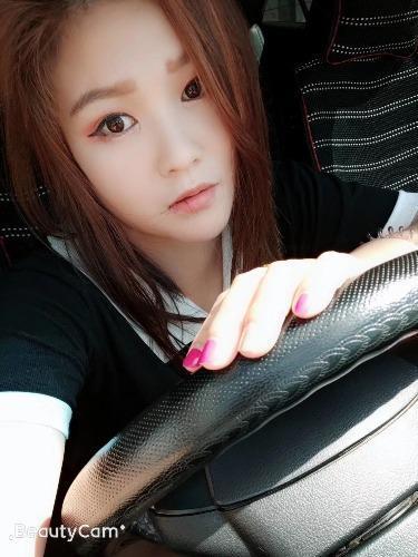 清纯小妹，胸大白嫩，敏感温柔 第1张