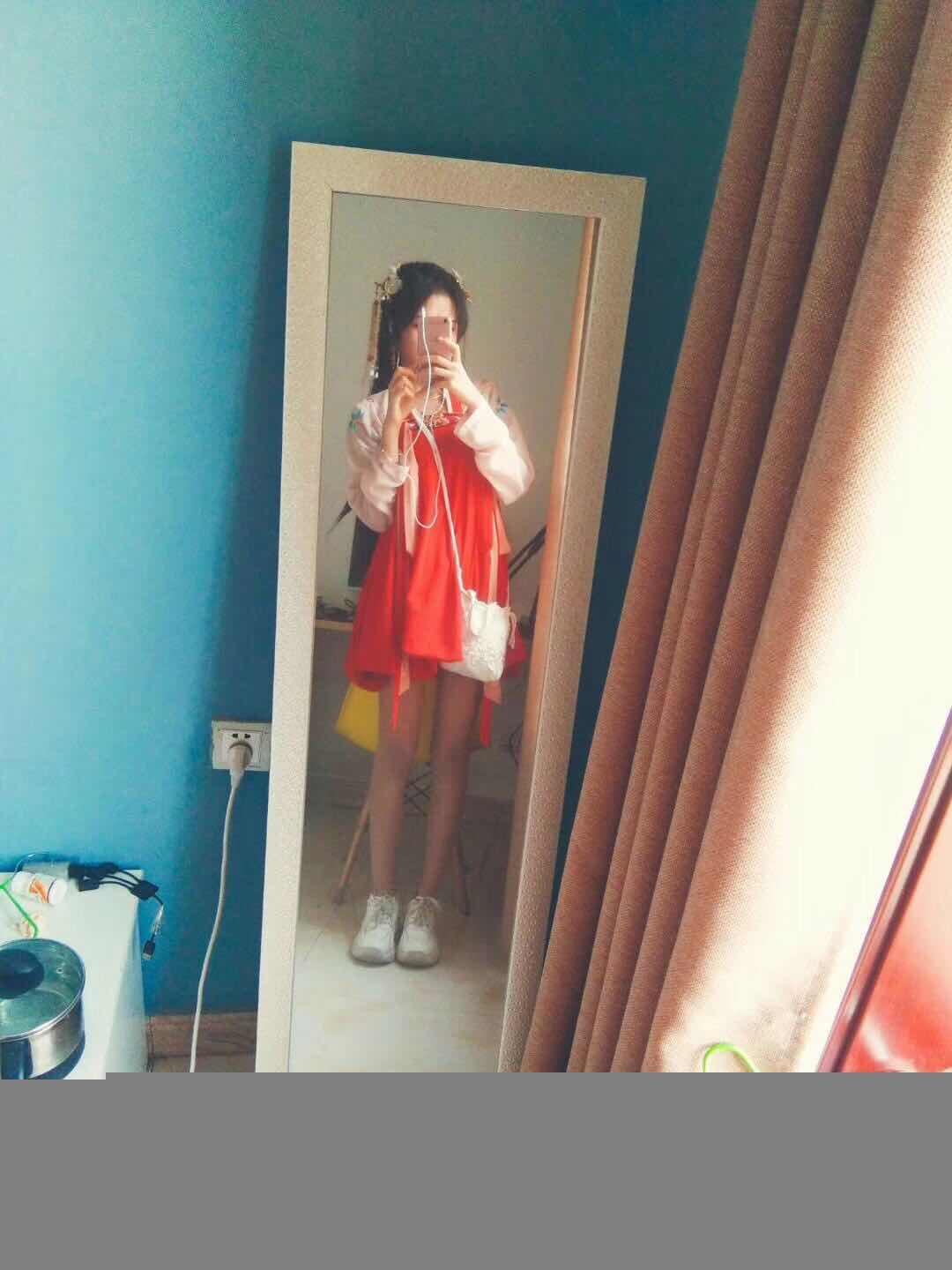 北郊年轻模特主播MM 第2张