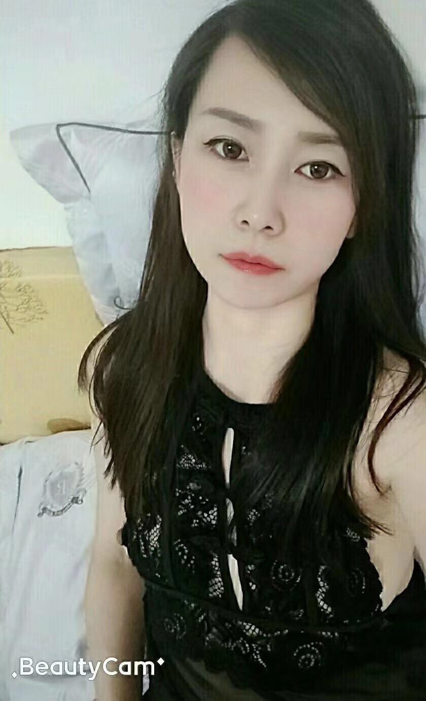 李家村万达广场验证美女莹莹 第1张
