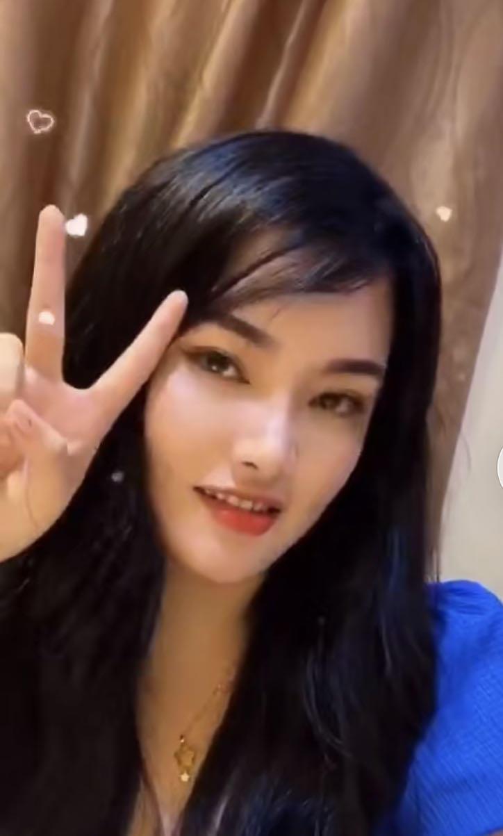 2020年10月22没金币，放一个私藏的兼职美女 第2张