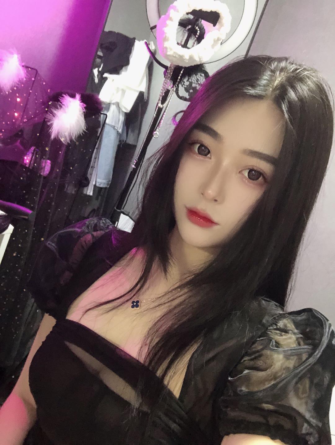 上海虹口网红脸微微熟女主播下海兼职 第5张