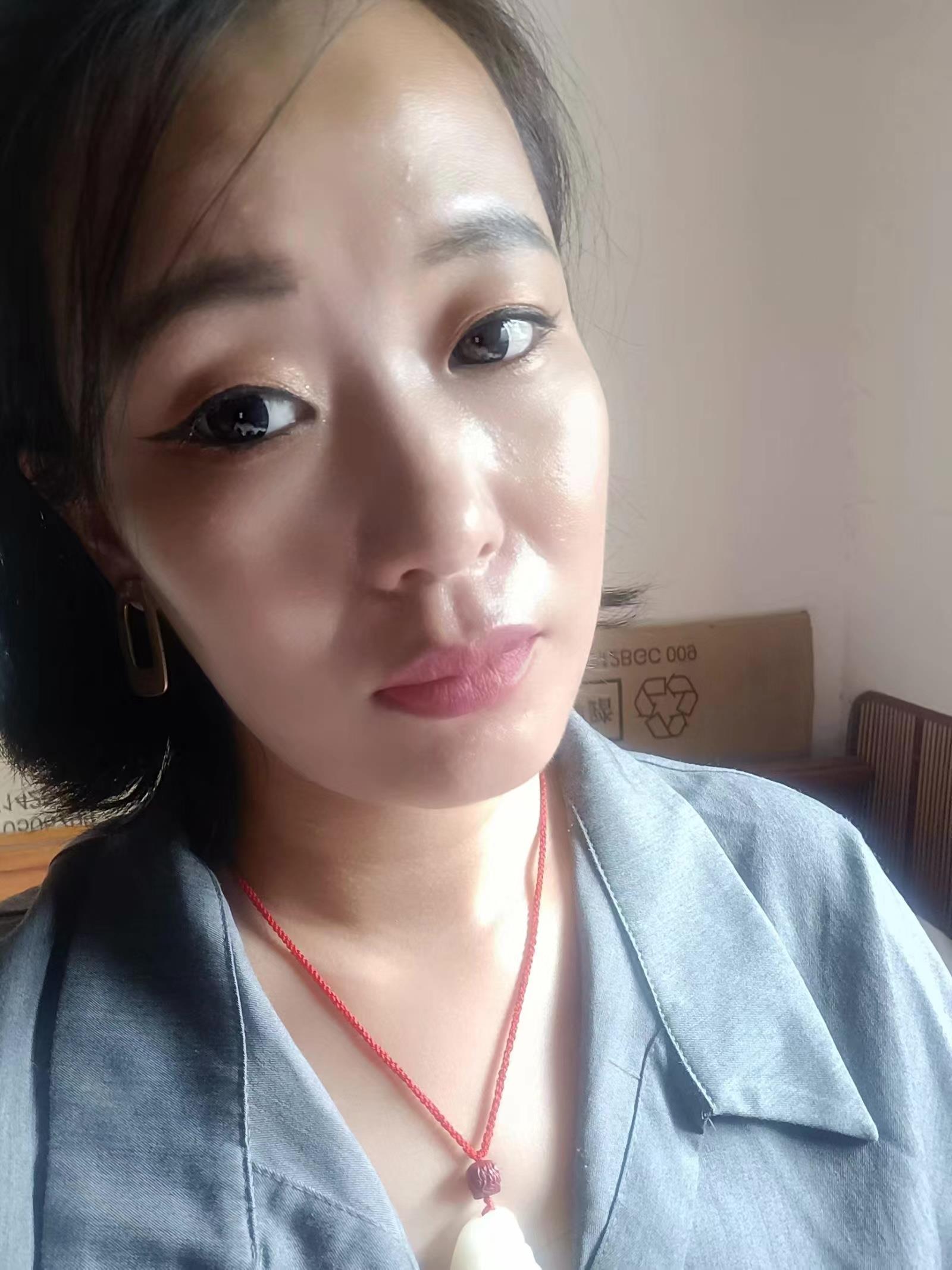 高挑轻熟女 第1张