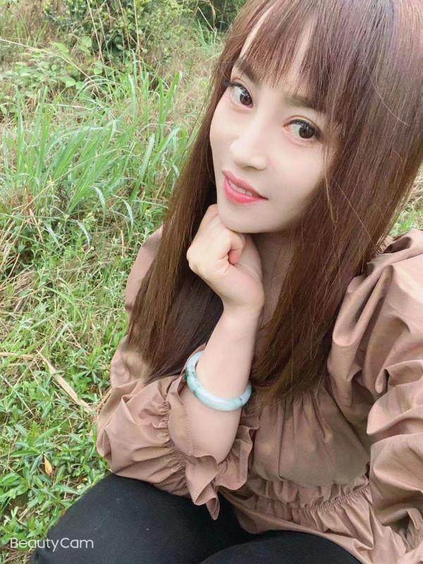 敬业小骚妇 第3张