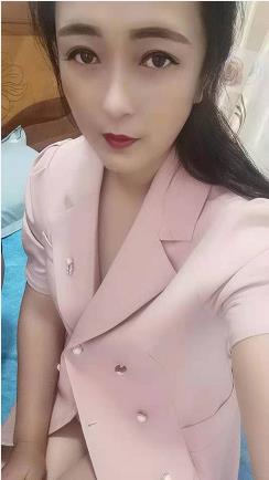 两个大胸妹妹 第2张