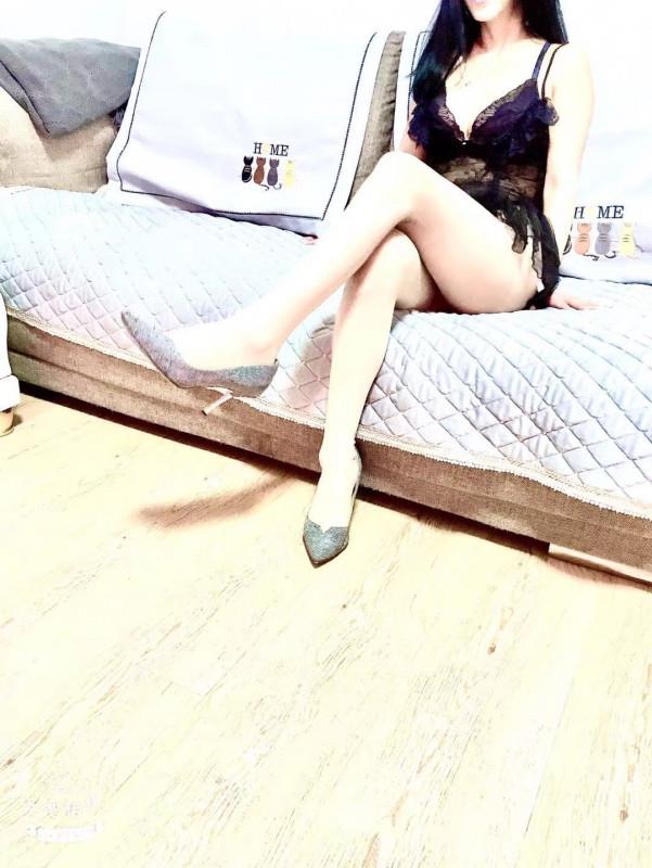 文殊院性感熟女 第2张