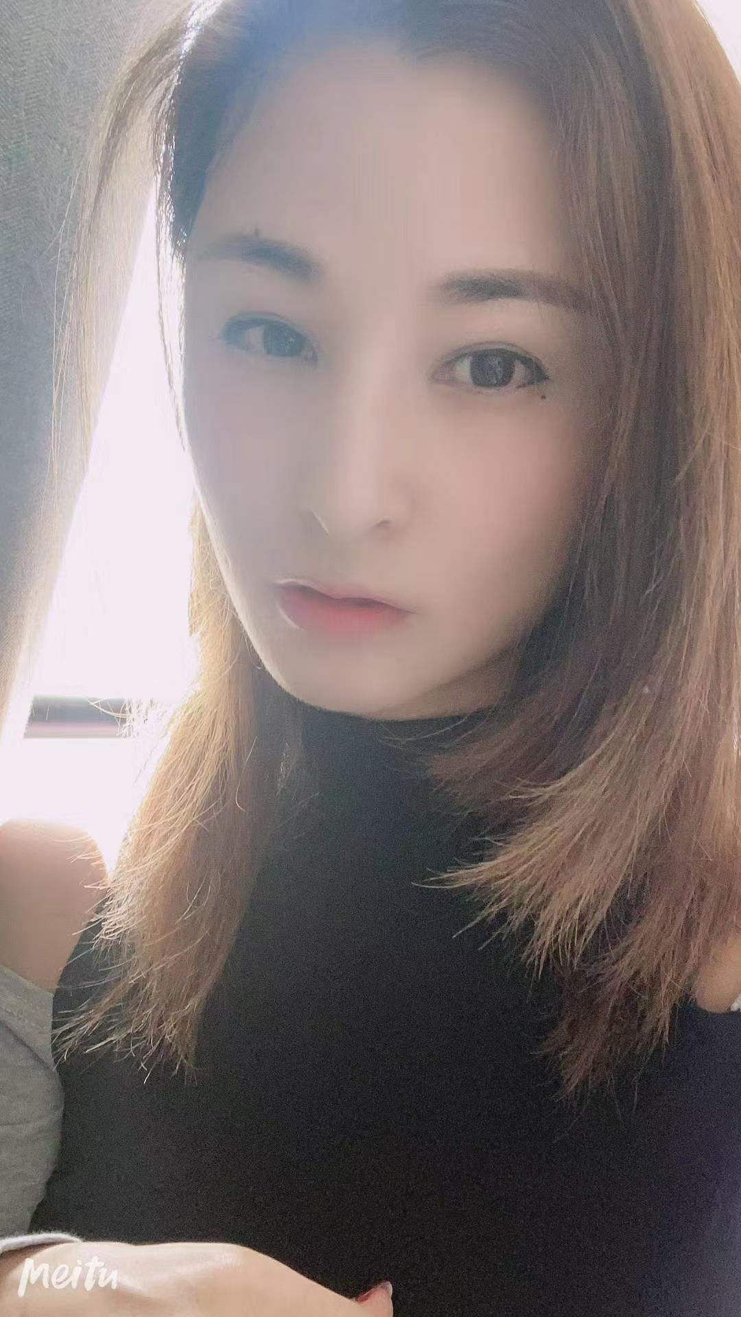 雨花区年轻少妇香菜,喜欢健身,身材太棒了 第2张