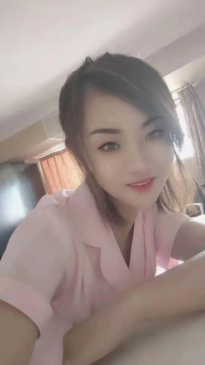 兼职的小雅 第1张