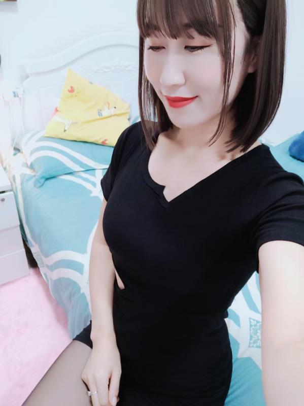 秦淮区妹子 第1张