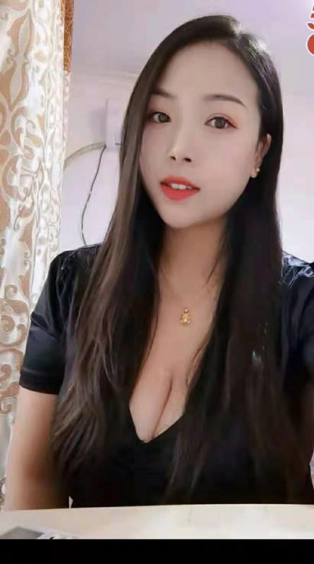 大奶我最爱 第1张