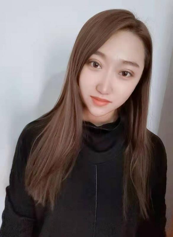 性感爱笑小美女 第1张