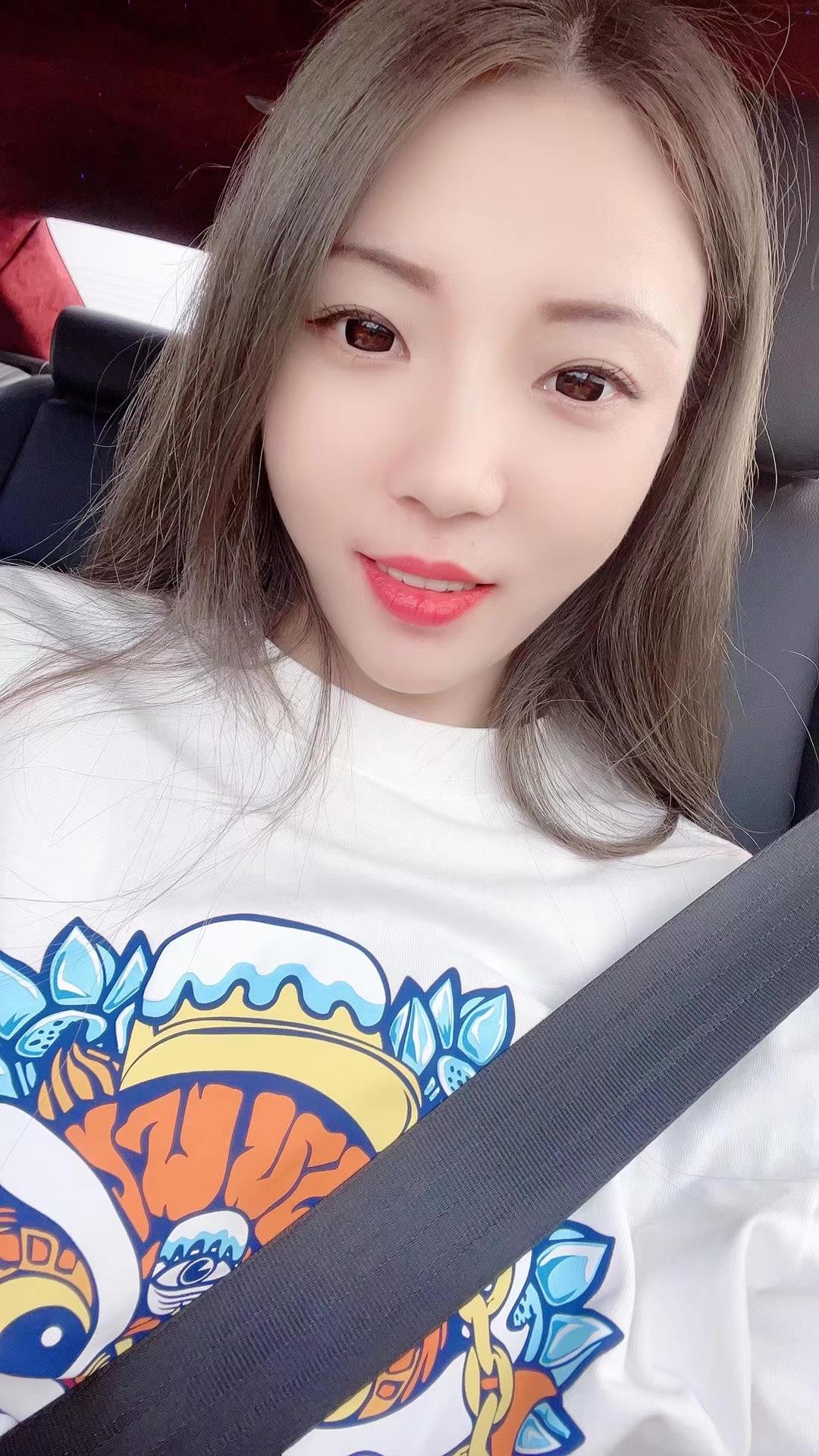 性感美妞 第4张