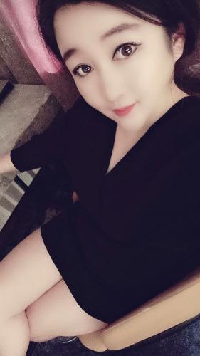 体验丰满美少妇 第1张