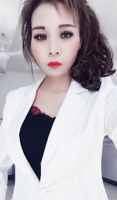 南山区大胸少妇 第2张