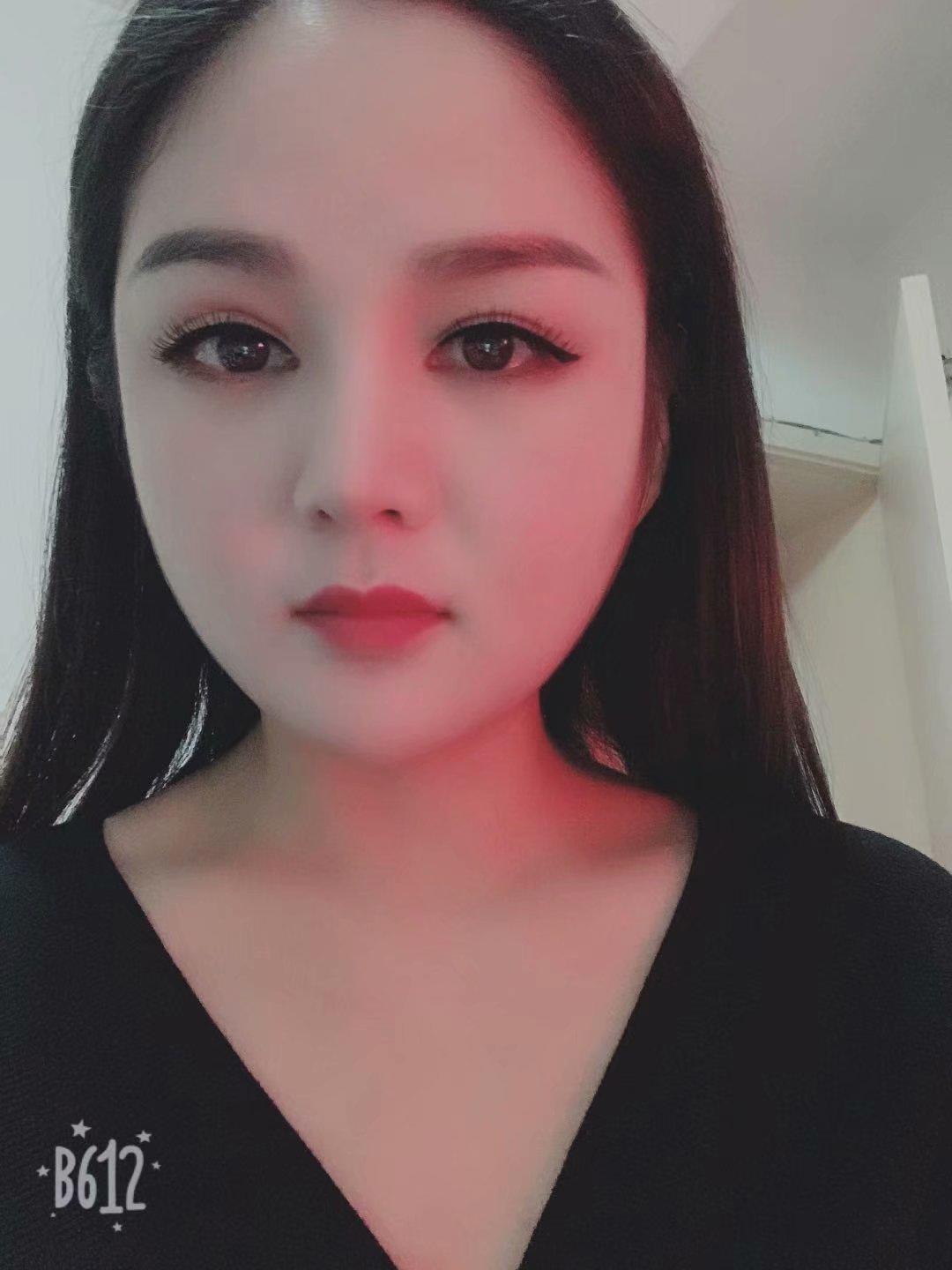武汉菱角湖美女 第3张