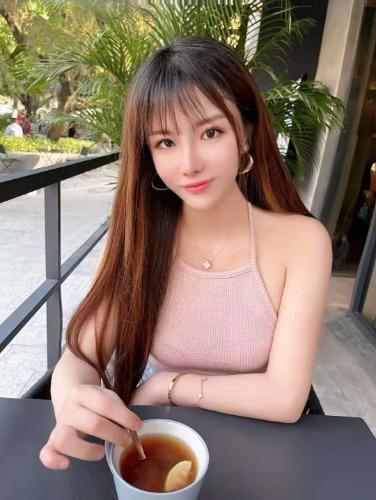 大胸御姐，身材高挑不机车。 第2张