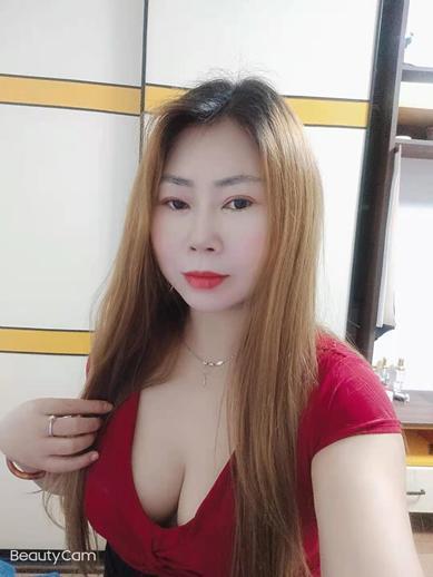 白云区胸大泻火少妇，喜欢熟女的兄弟可以冲 第1张