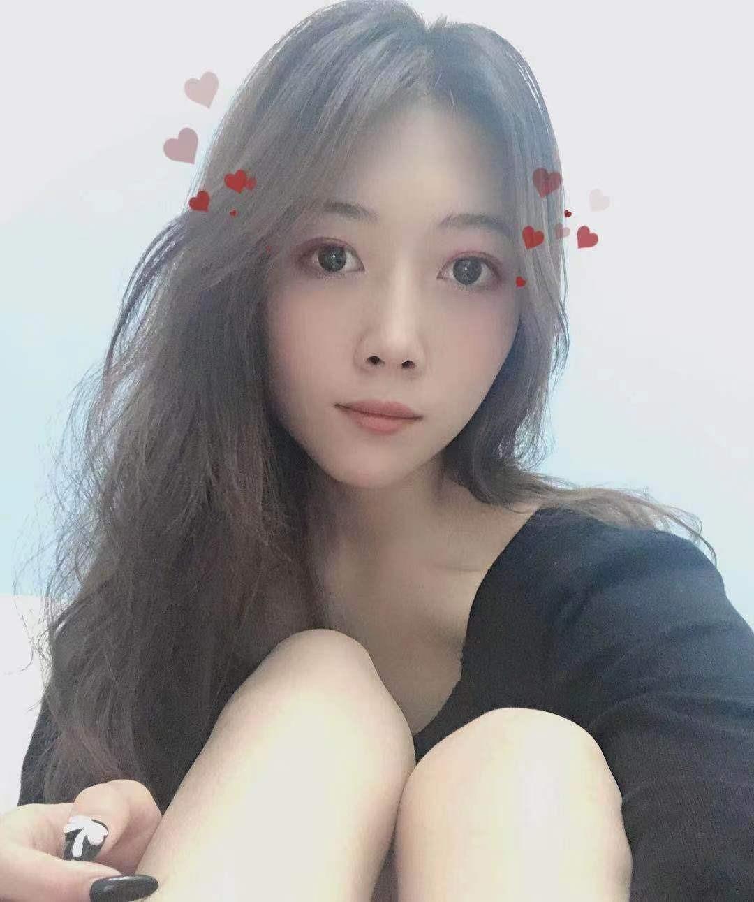 洪山广场姐妹花 第1张