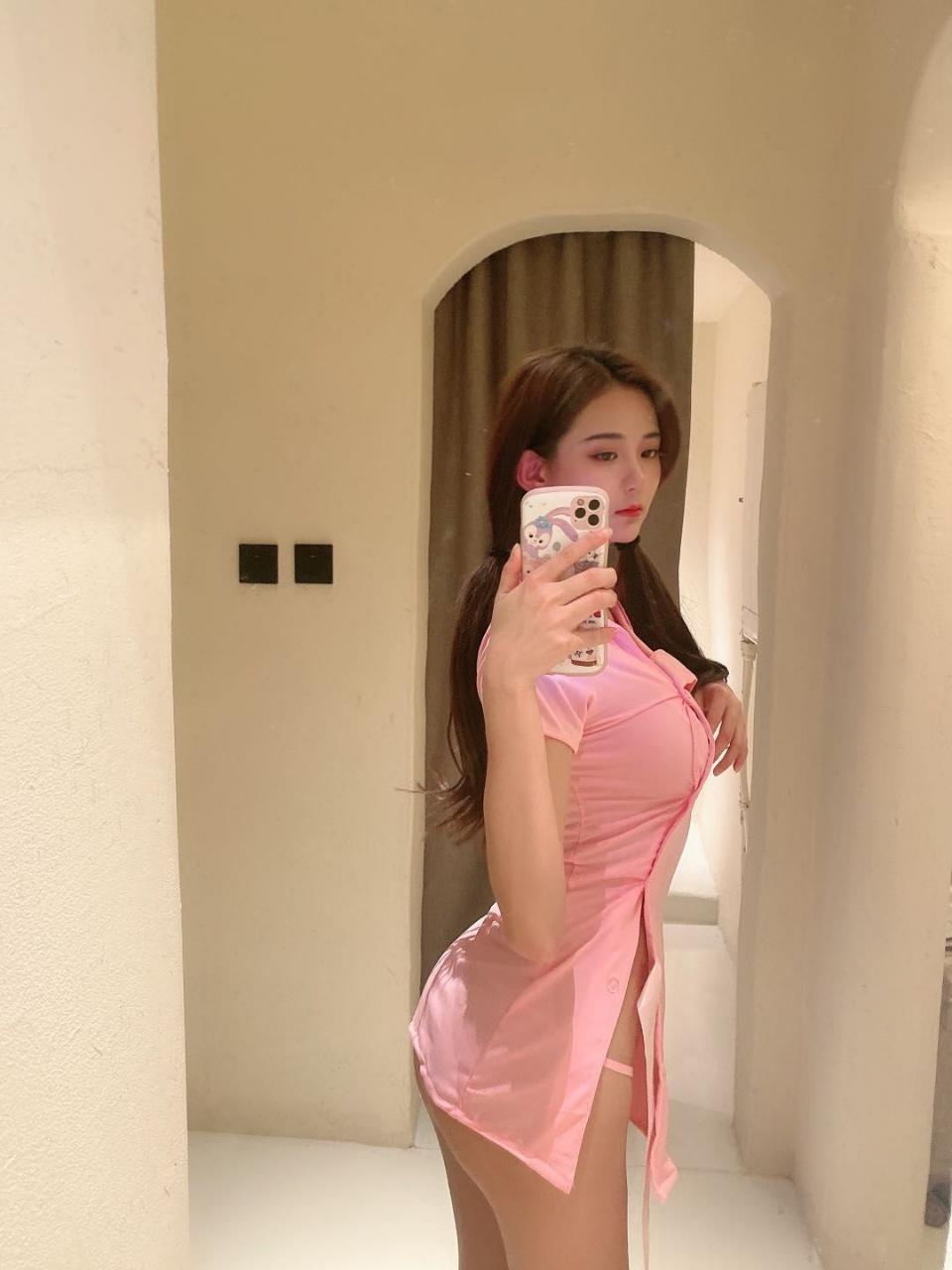 昆明官渡区体验胸大性感的兼职年轻妹子艾雪 第1张