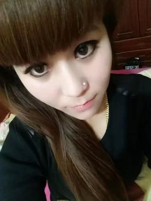 平安夜约了个会叫哥哥的小少妇，身材很好会二刷 第1张
