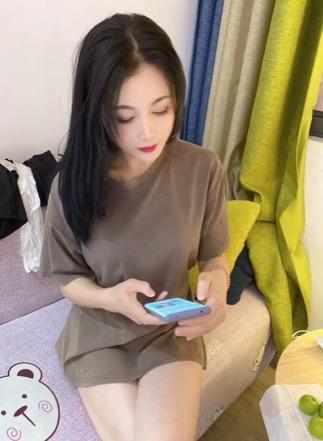 御姐骚雯，大屁股细腰，一股风骚气质 第7张