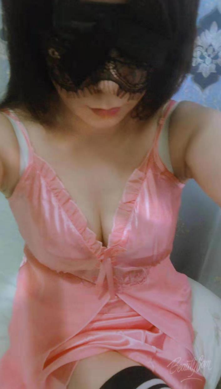 小情趣少妇微微，PP很翘，有制服互动 第5张