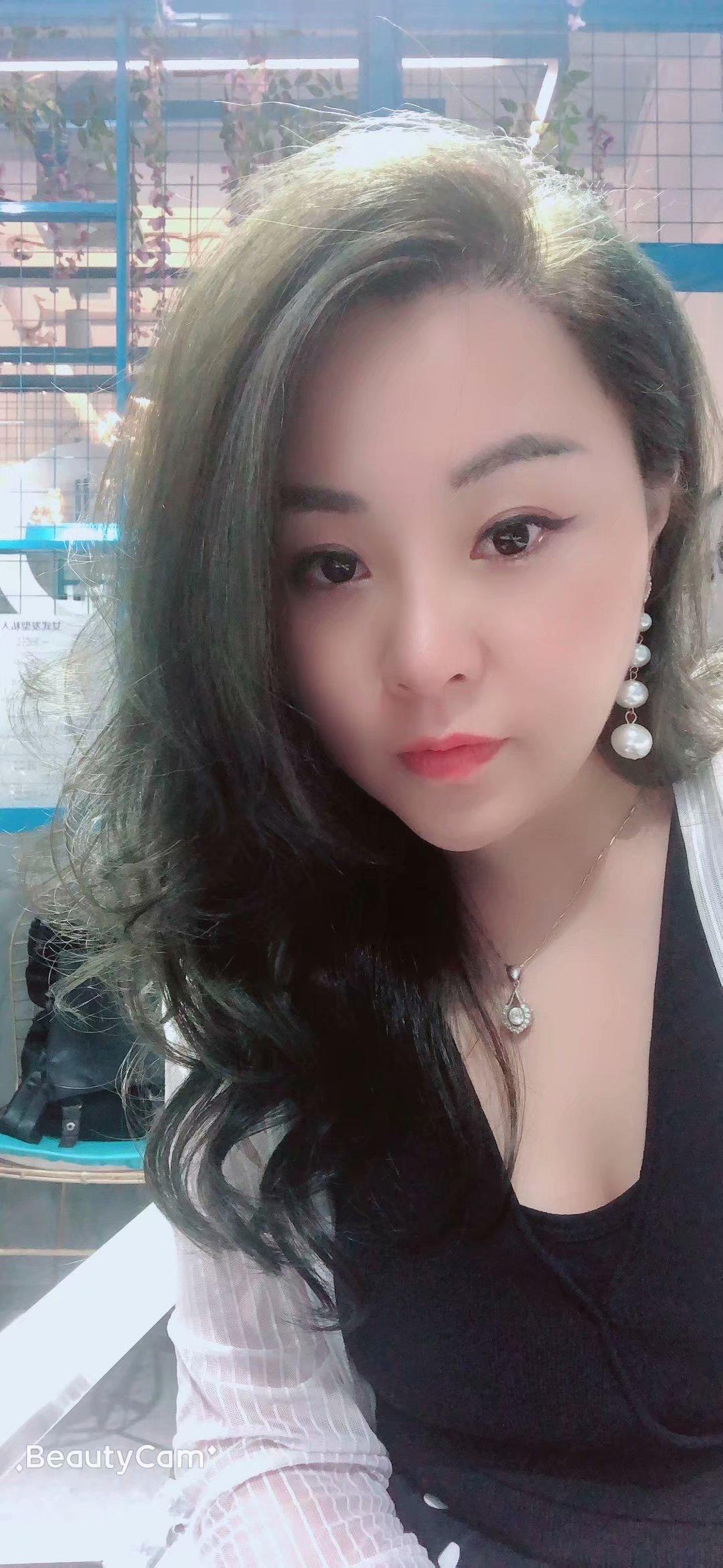 湖里区漂亮湘妹子沁儿 第1张