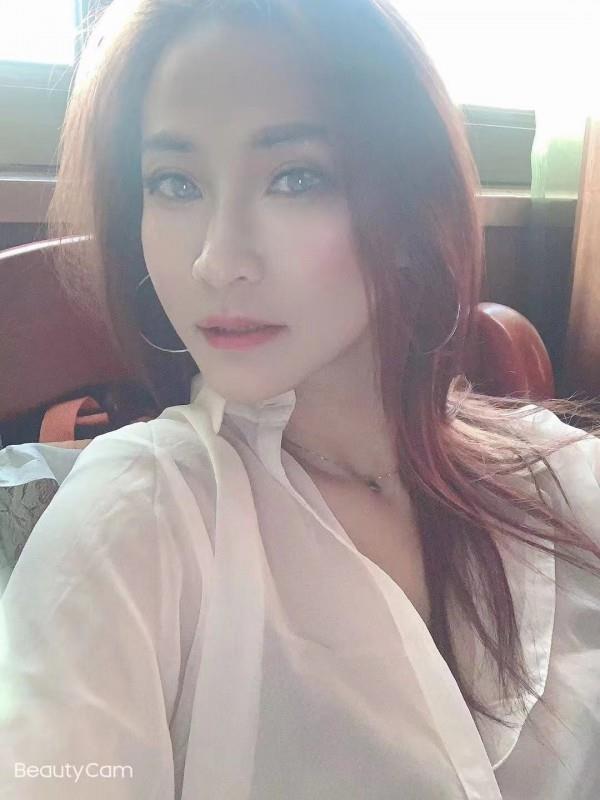 CJ高挑御姐小菲老师 第1张
