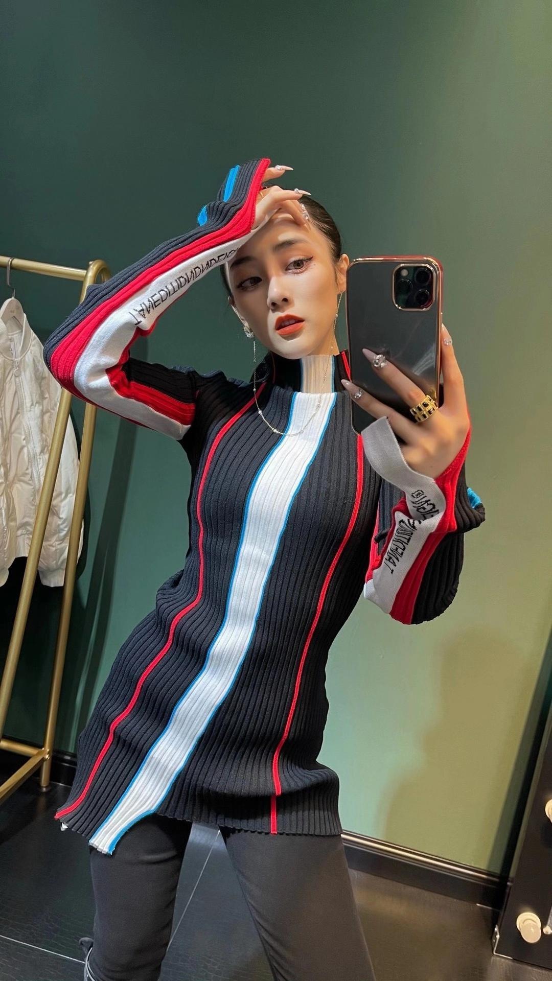 非常有型的一个妹子 第2张